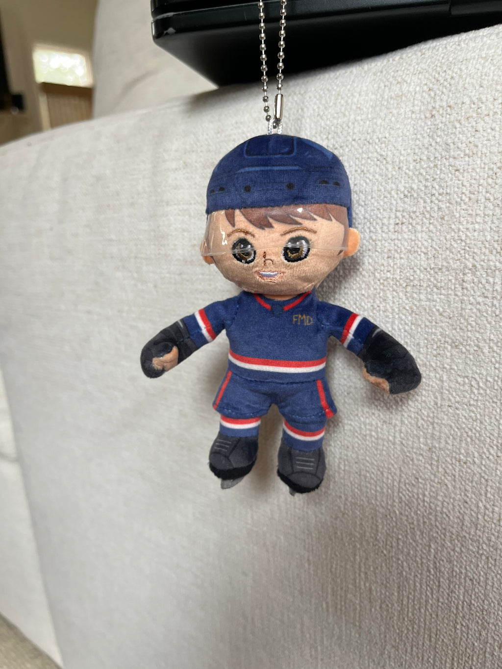 Hockey Boy (brown hair)
