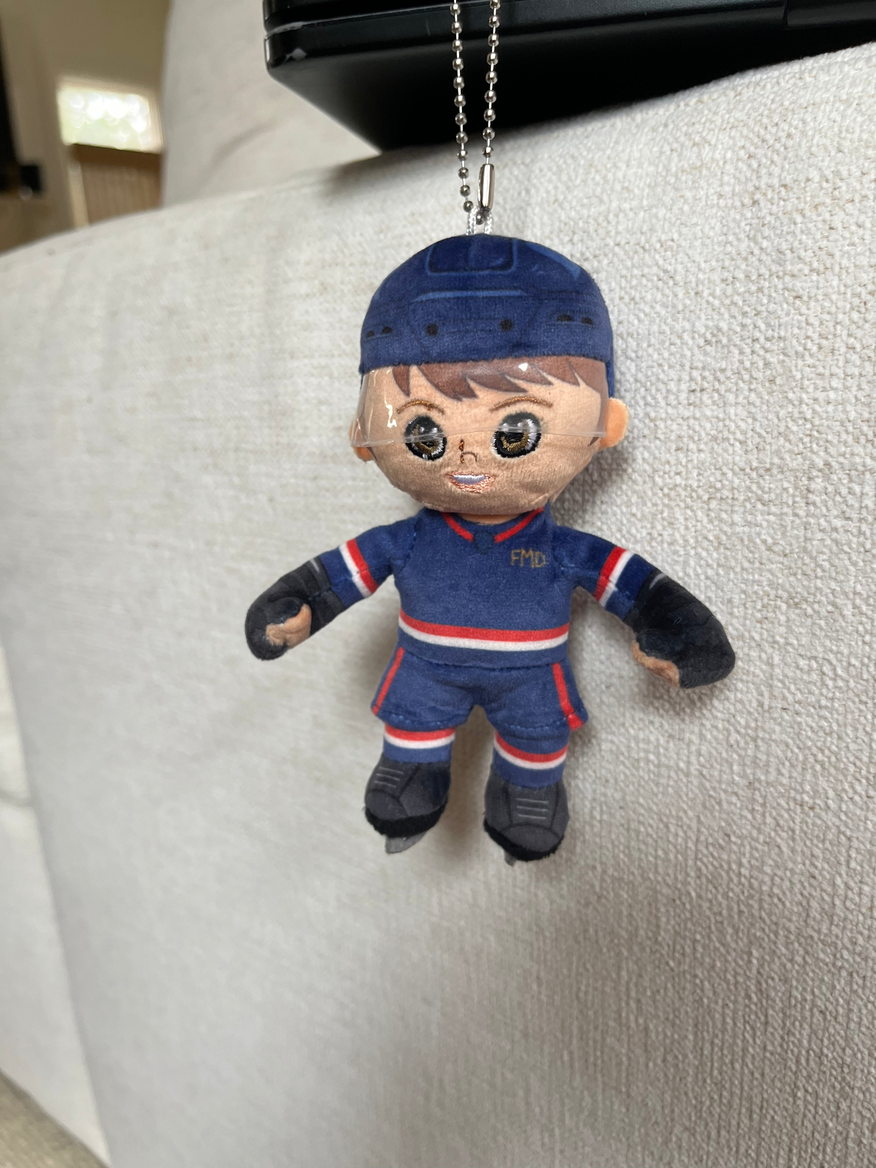 Hockey Boy (brown hair)